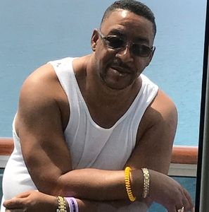 Meet your Posher, Gregory